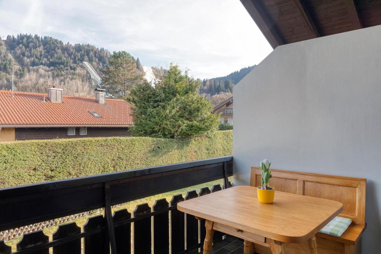 Ruhige Ferienwohnungen In Partenkirchen 1 ガルミッシュ・パルテンキルヒェン エクステリア 写真
